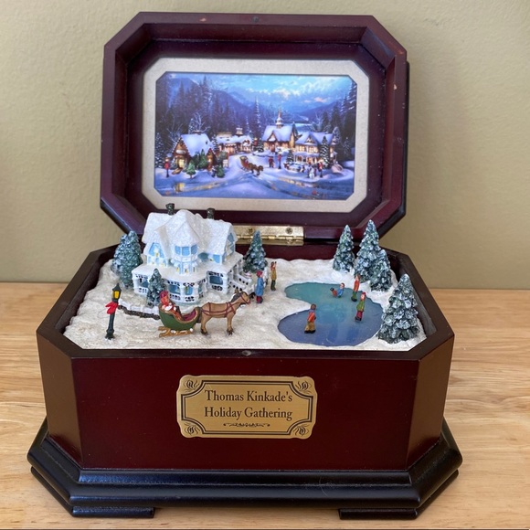 Thomas Kincade’s ‘Cherished Christmas’ Music Box
